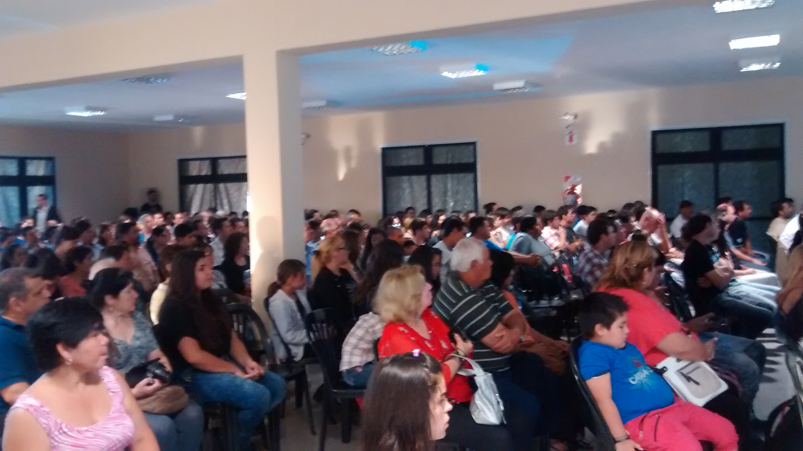 Con la entrega de certificados cerró sus actividades la Escuela de Oficios 