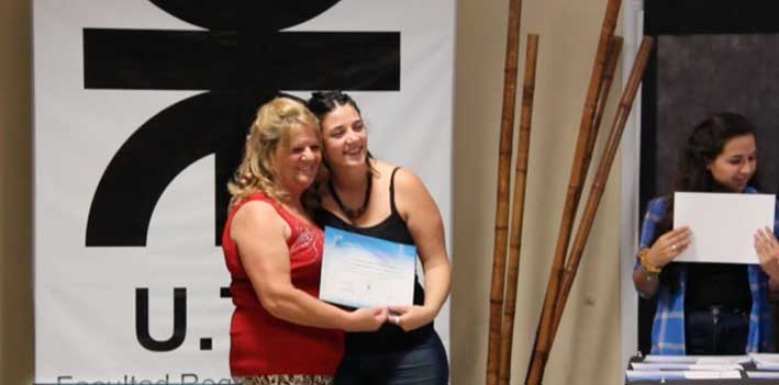 Con entrega de certificados cerró su actividad anual la Escuela de Oficios