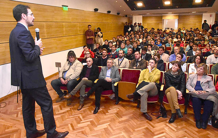 Intendente Gill anunció el parque Logístico Villa María y convocó a la Facultad Regional a sumarse