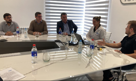Estudiantes de la FRVM podrán hacer pasantías en planta láctea villamariense